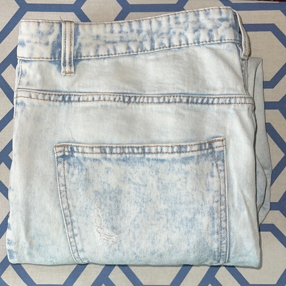 refuge Denim - refuge Light Wash Blue Wide Leg Jeans